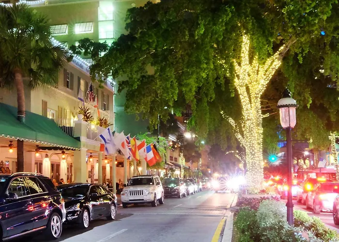Riverside Hotel